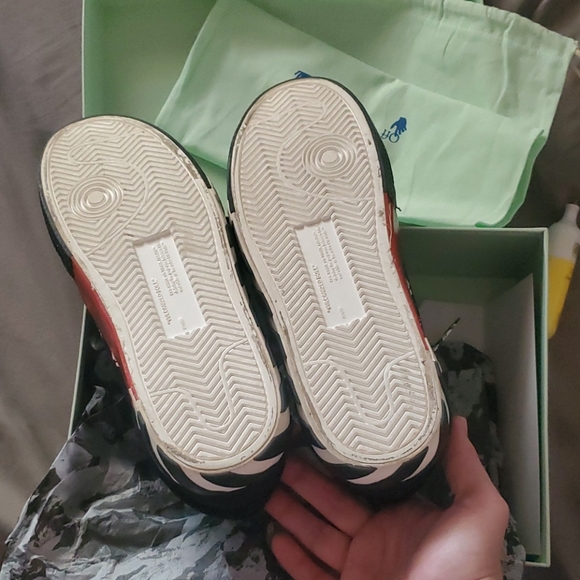 Off white shoes - Picture 5 of 5